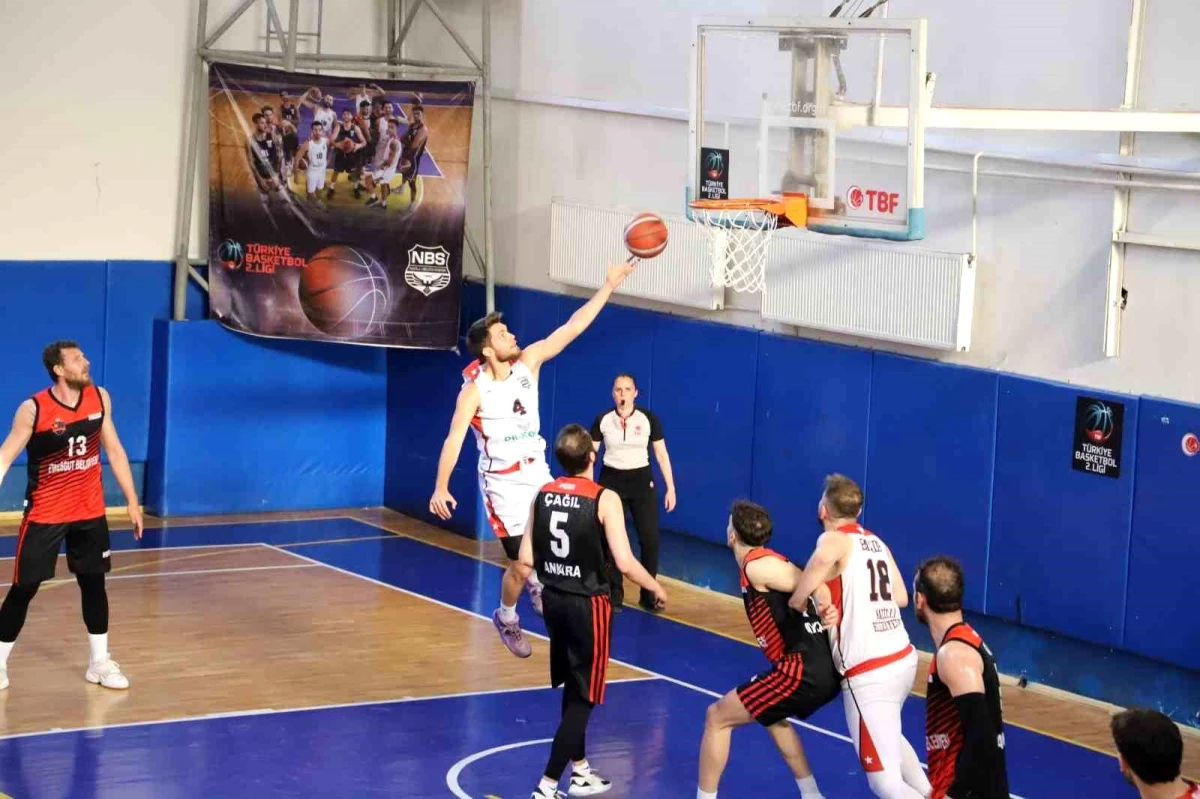 Nazilli Belediyespor Basketbol kadrosu dönemi kapattı