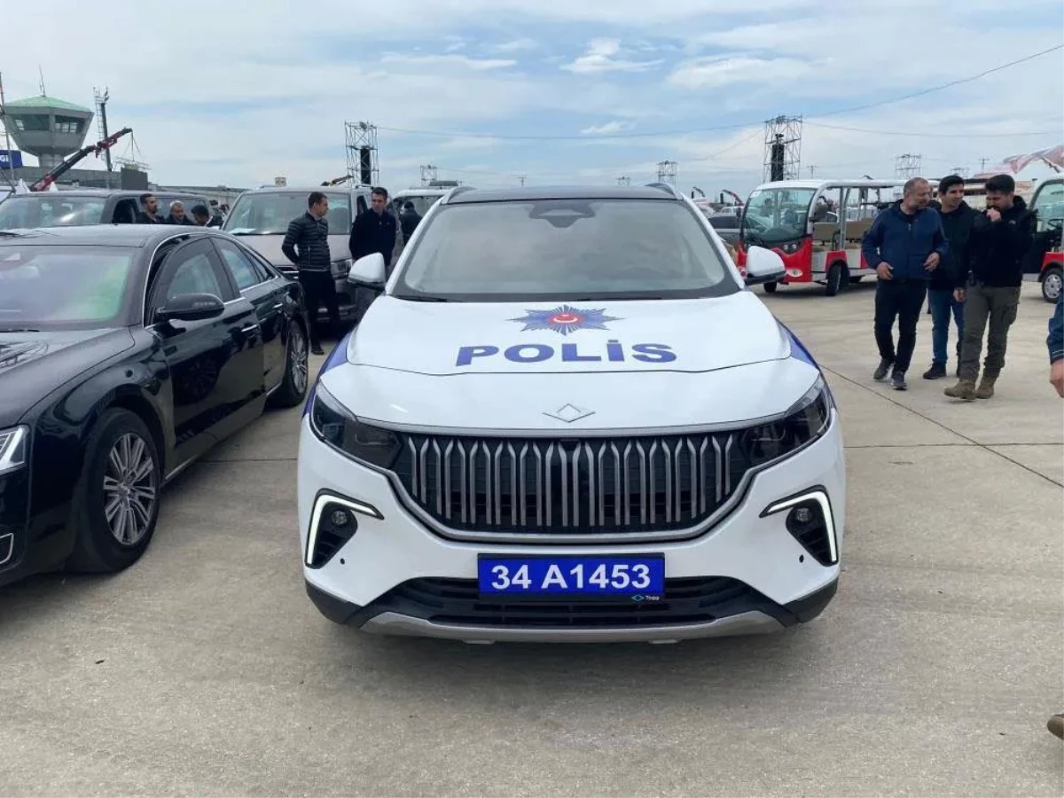 Yerli araba TOGG polis arabası olarak birinci kere görüntülendi