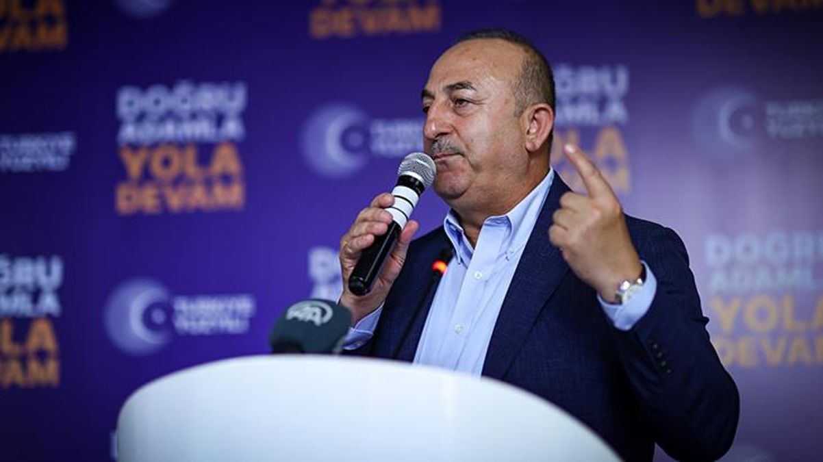 AK Parti'nin oylarının neden düştüğü canlı yayında Çavuşoğlu'na soruldu: Çıkarılacak dersler var