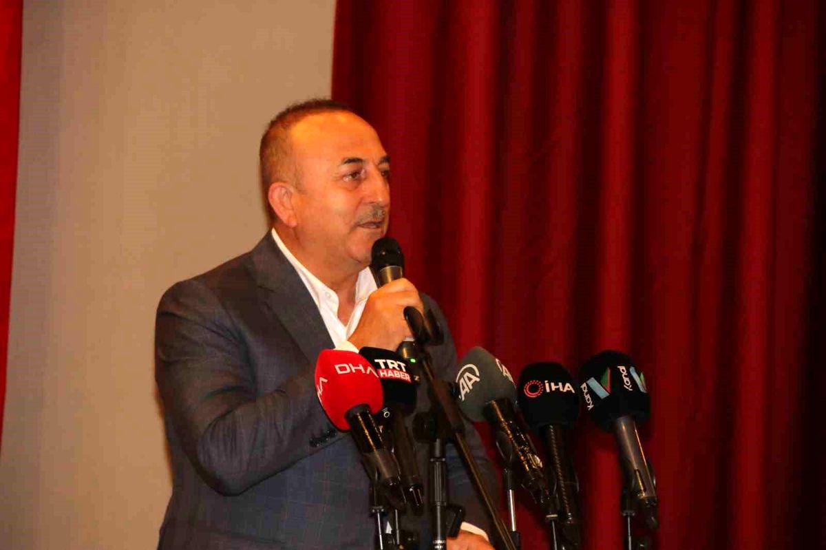 Bakan Çavuşoğlu: "Kim desteklerse desteklesin Suriye'de ve Irak'ta terör koridoru kurulmayacak"