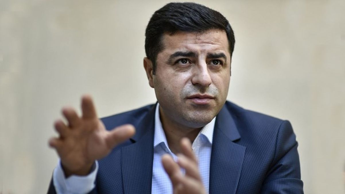 Demirtaş'ın "Cumhurbaşkanı adayı olmaya hazır olduğumu belirttim" kelamlarına HDP'den cevap
