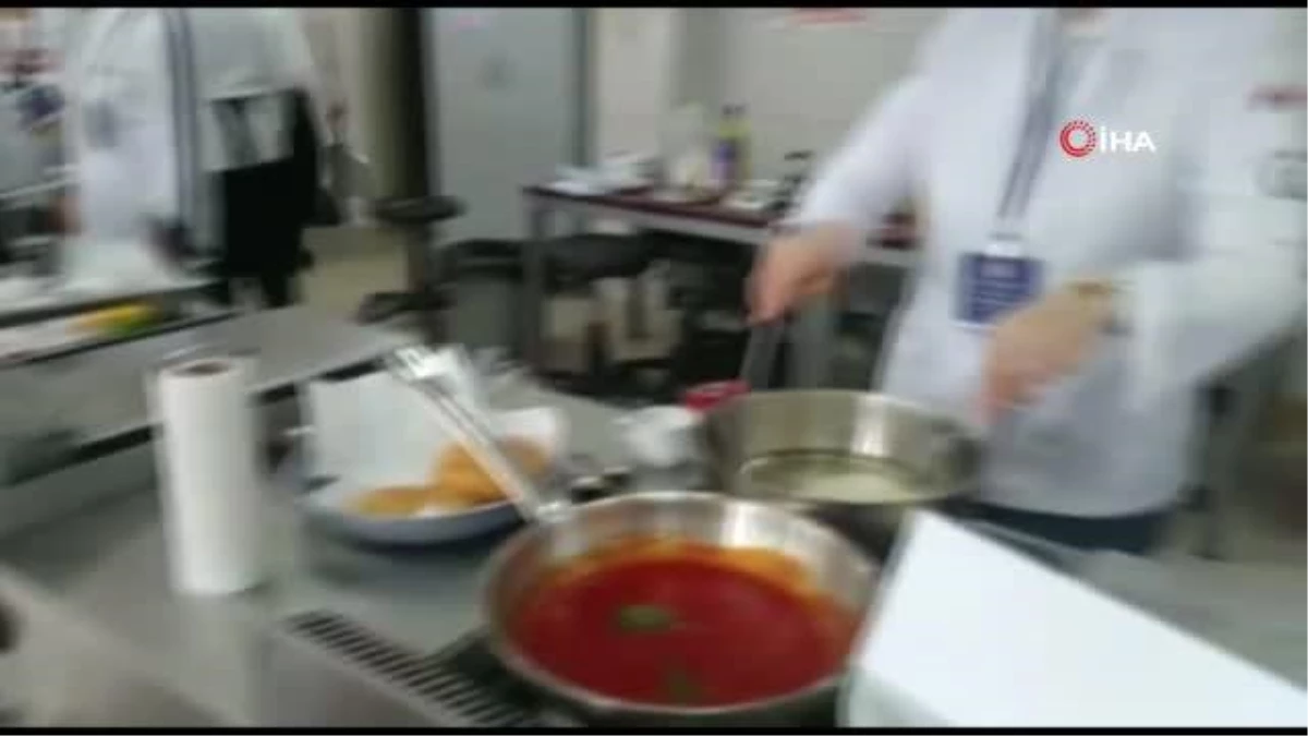 İtalyan Şef öğretmenlere İtalyan lezzetlerini öğretti