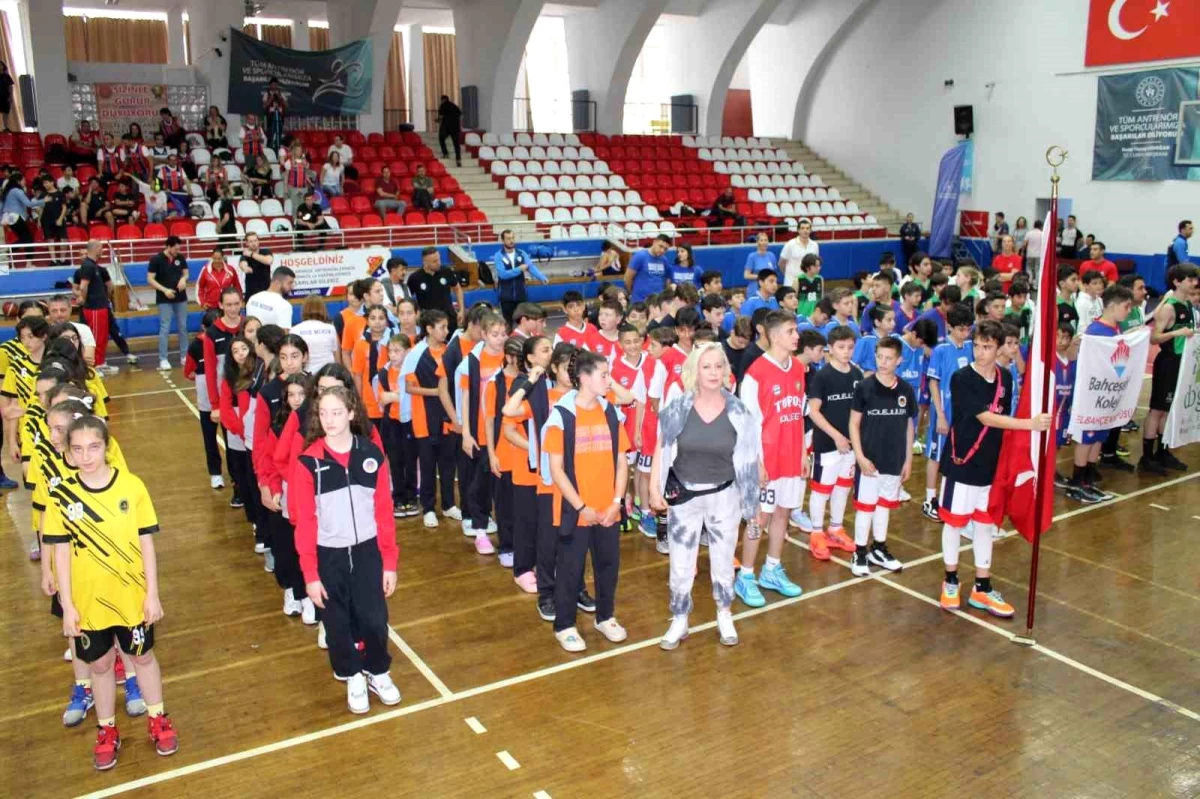 Okul Sporları Basketbol Küçükler Kız Erkek Türkiye Birinciliği Aydın'da Başladı
