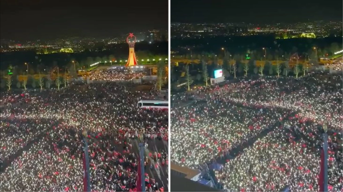 On binlerce vatandaş Erdoğan'ın balkon konuşmasını dinlemek için Cumhurbaşkanlığı Külliyesi'ne akın etti