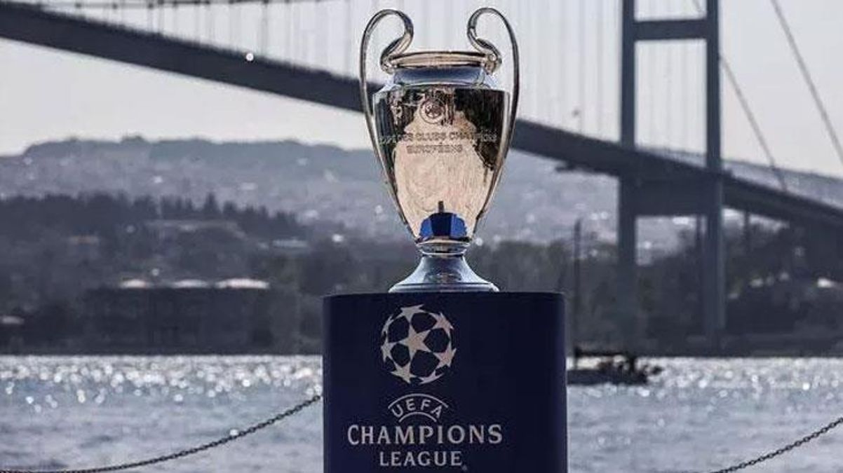 UEFA, Şampiyonlar Ligi finalinin İstanbul'dan alınacağı tezini yalanladı
