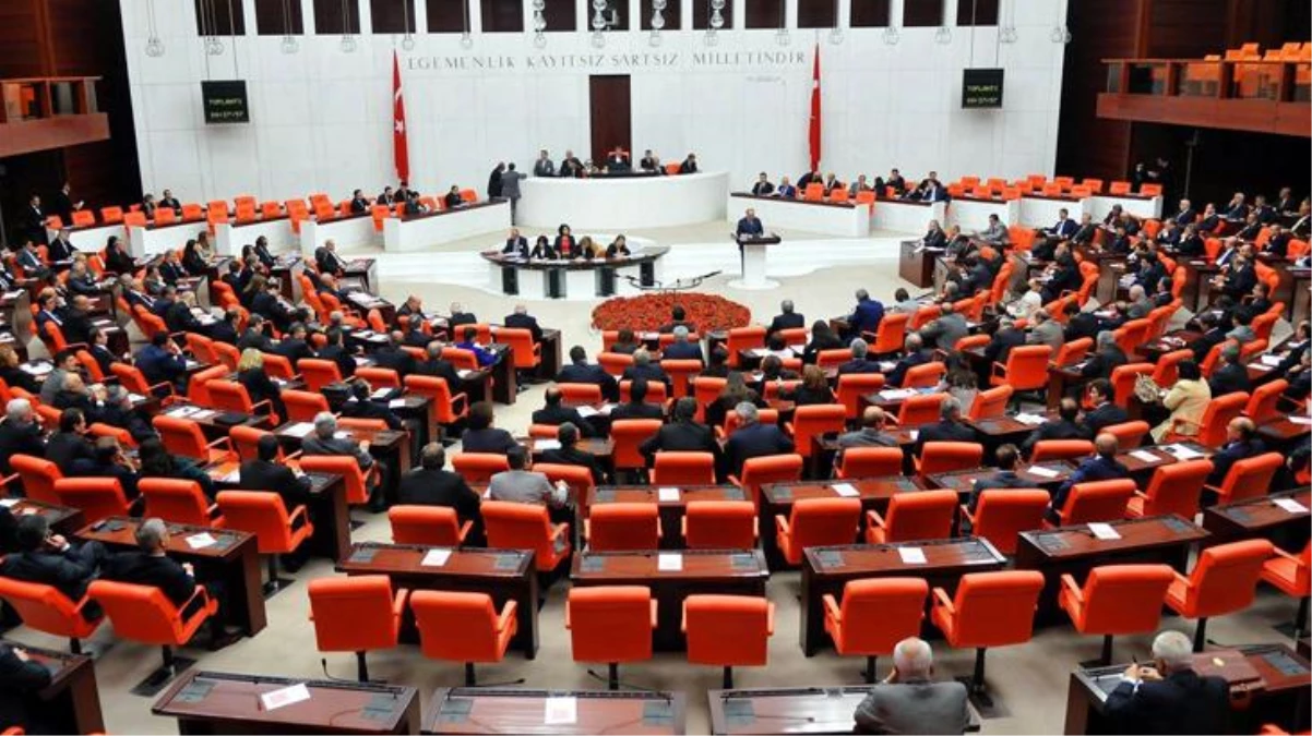Yeni devrin en genç milletvekilleri muhakkak oldu! 4'ü AK Parti'den 1'i Yeşil Sol Parti'den