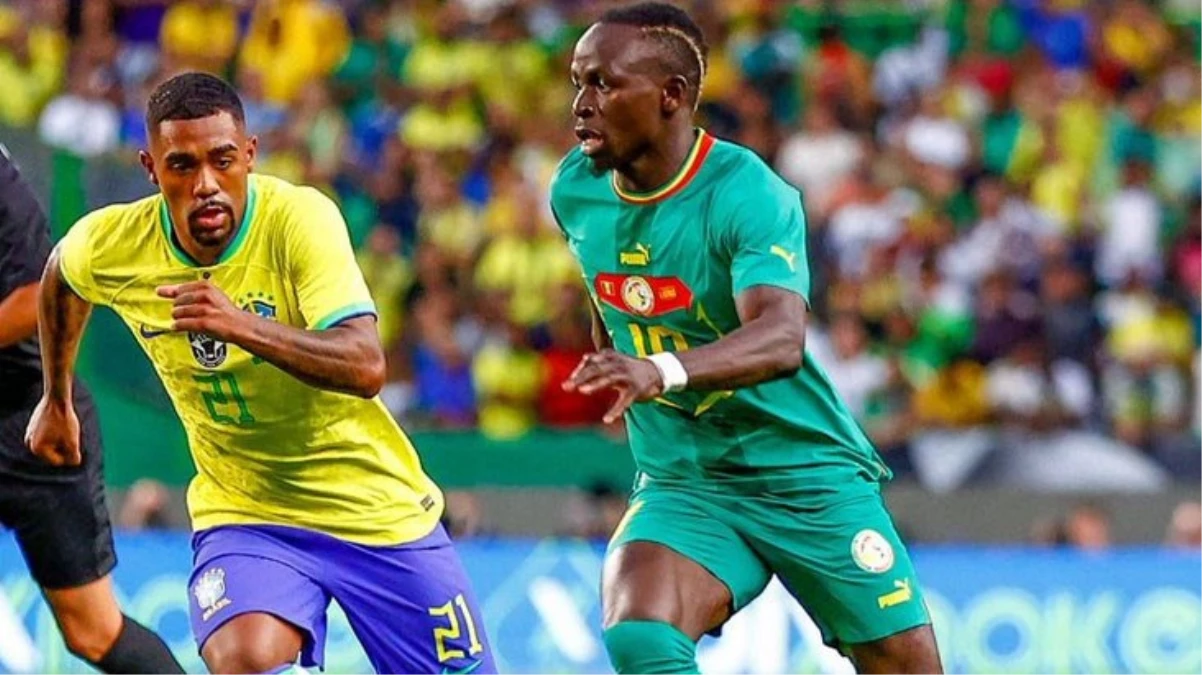 İşte futbol bu! 6 gollü maçta Senegal, Brezilya'yı alandan sildi