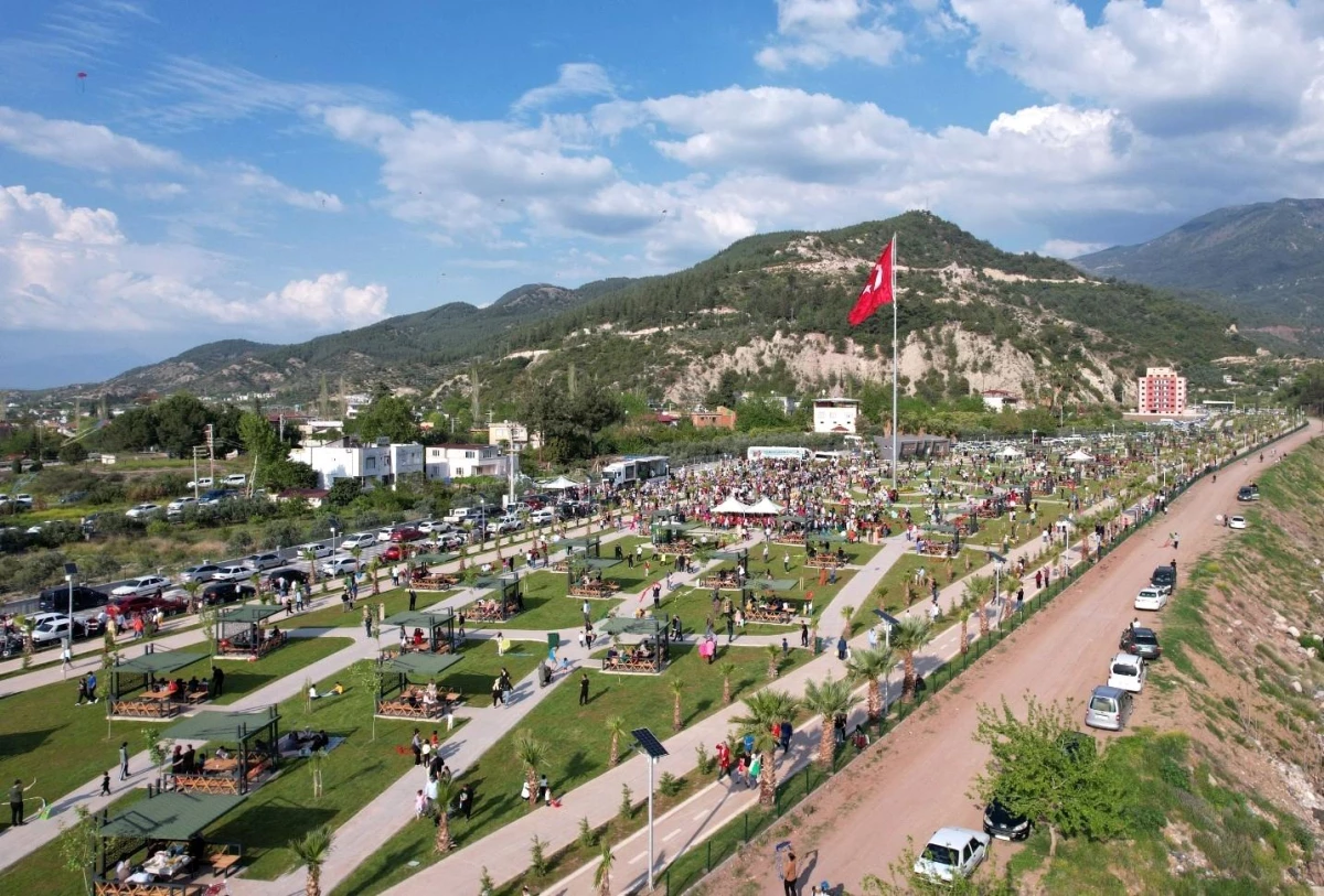 Osmaniye'de Öğrenciler İçin Karne Şenliği Düzenlenecek