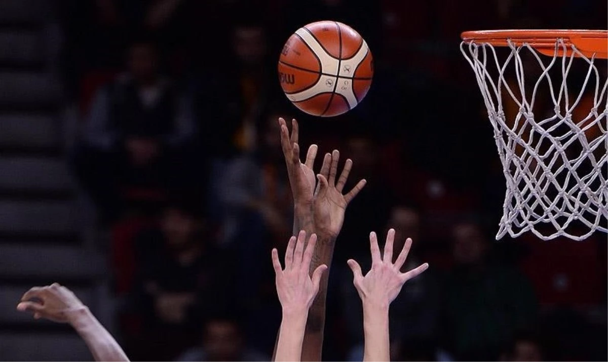 Pınar Karşıyaka - Anadolu Efes Basket maçı CANLI izle! Pınar Karşıyaka - Anadolu Efes maçı canlı yayın! Pınar Karşıyaka maçı canlı izle!