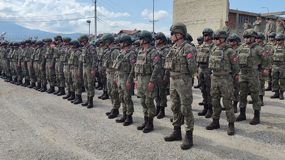 Türk komandosu 24 yıl ortadan sonra Kosova'da