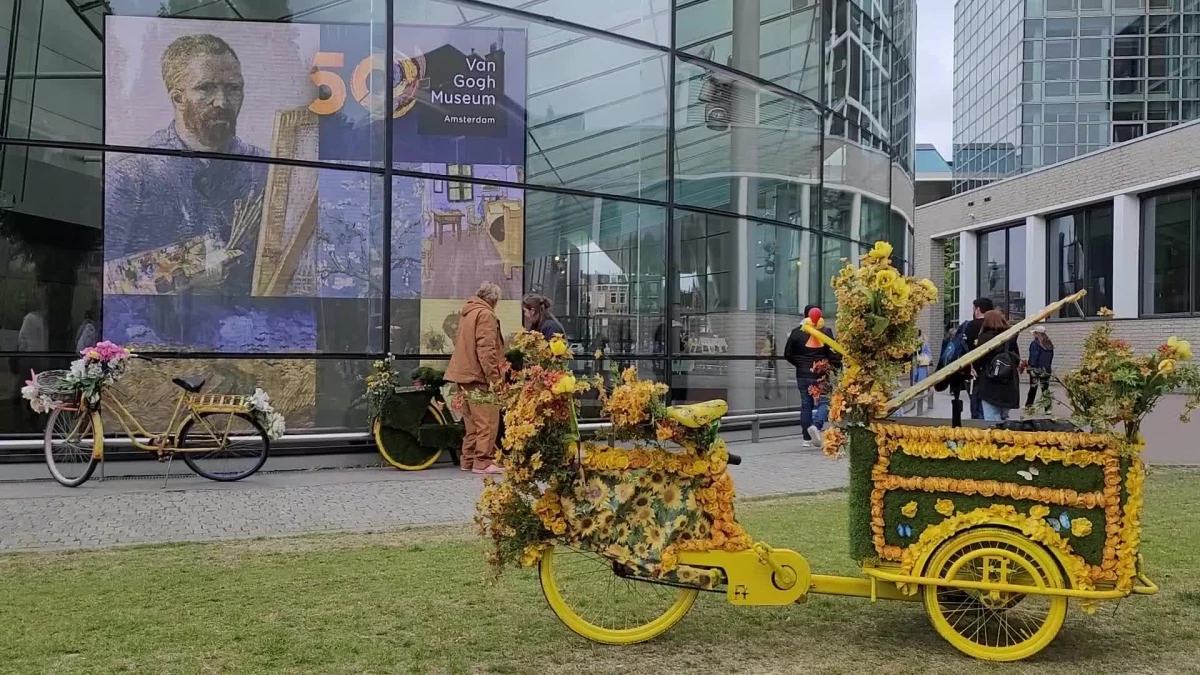 Van Gogh Müzesi 50. Yılını Ayçiçeği Sanat Şenliği ile Kutladı
