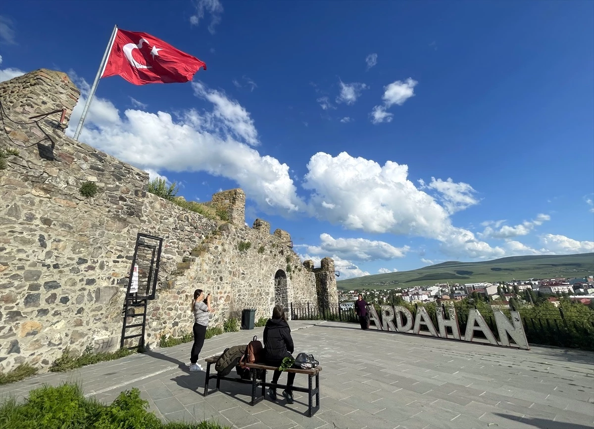 Ardahan Kalesi Kurban Bayramı'nda 3 Bin 563 Ziyaretçiyi Ağırladı