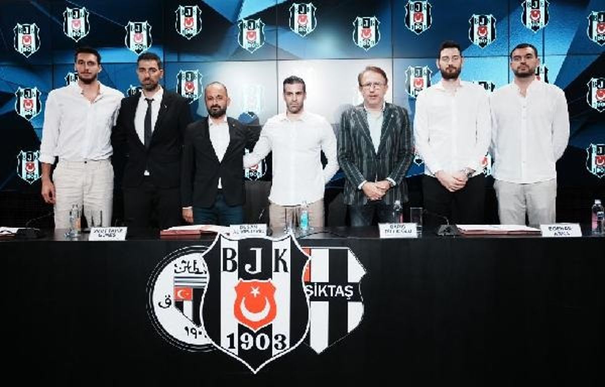 Beşiktaş Erkek Basketbol Kadrosu'nun yeni transferleri için imza merasimi düzenlendi