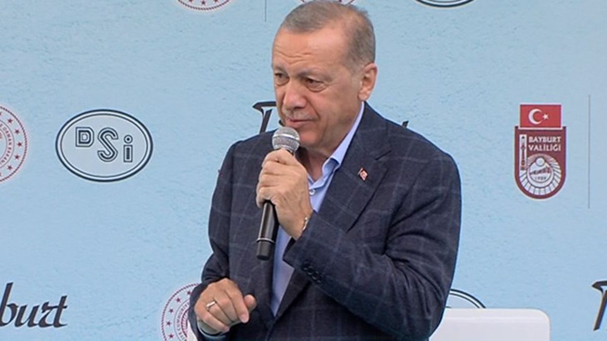 Cumhurbaşkanı Erdoğan, en yüksek oyu aldığı Bayburt'ta! Mahallî seçim bildirisi verdi