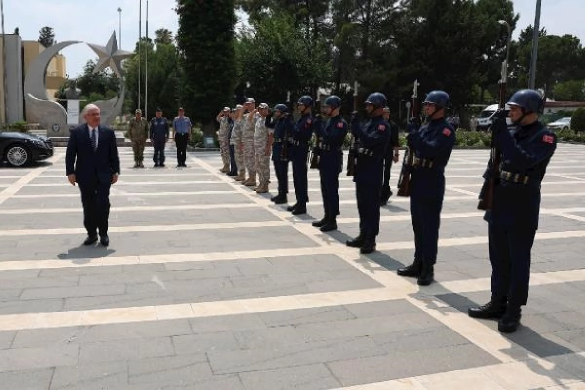 Ulusal Savunma Bakanı Yaşar Güler, TSK birliklerini ziyaret etti